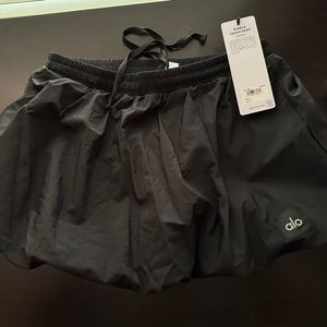 Alo Yoga Bubble Tennis Skirt Black Small